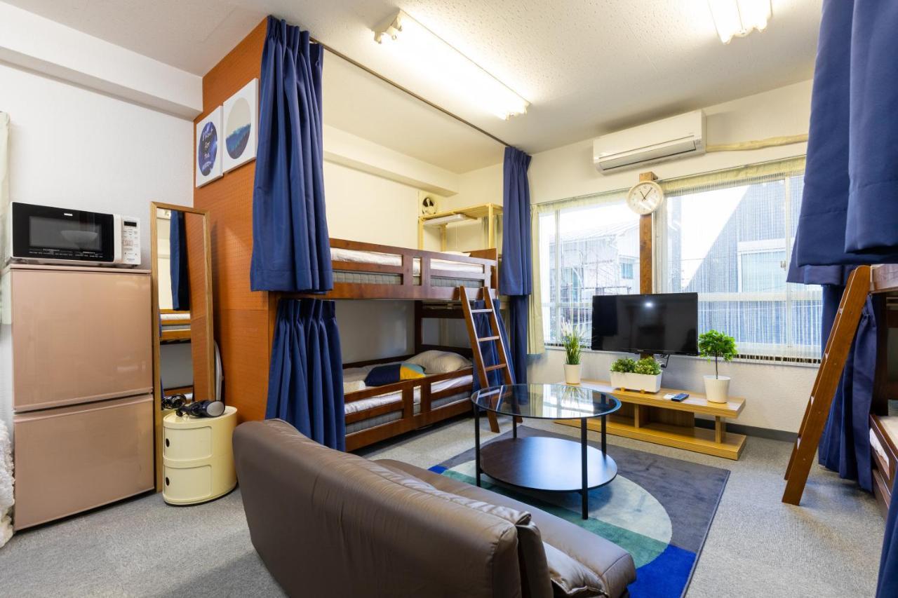 Apartment 池袋駅西口地下鉄出口徒歩4分ワンルーム4名コンビニ1分アクセス便利 *