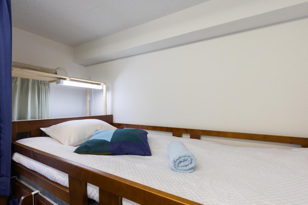 池袋駅西口地下鉄出口徒歩4分ワンルーム4名コンビニ1分アクセス便利 Apartment