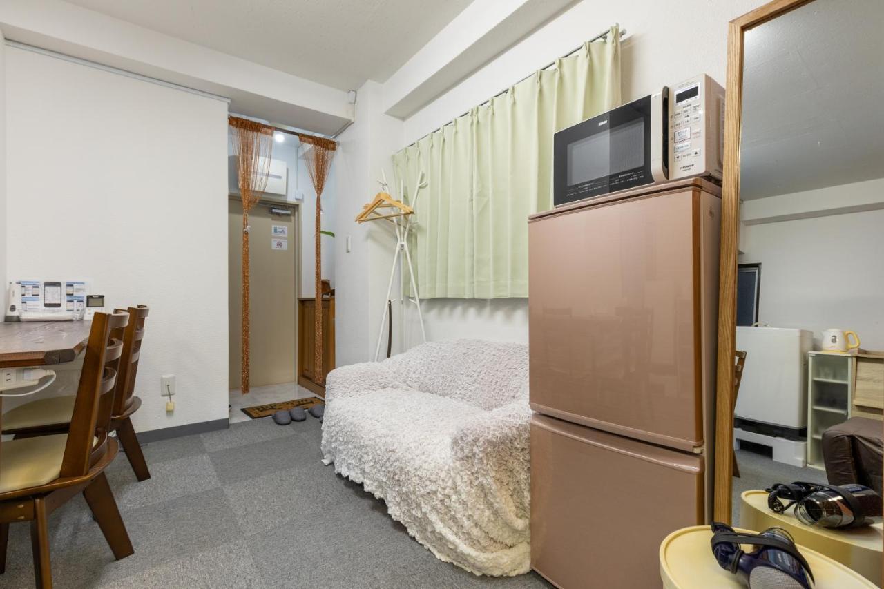 池袋駅西口地下鉄出口徒歩4分ワンルーム4名コンビニ1分アクセス便利 Apartment Tokyo